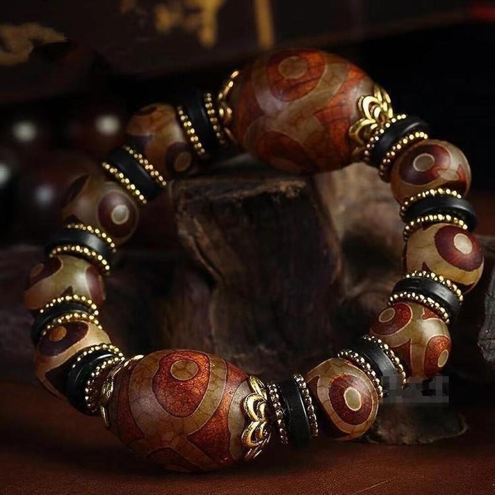 Tibet Three Eye Dzi Bead Bracelet 288 A